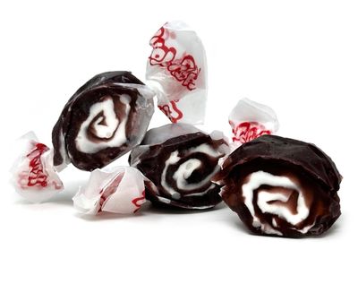 SweetGourmet Black Licorice Swirl Salt Water Taffy Bulk Candy 2 Pounds