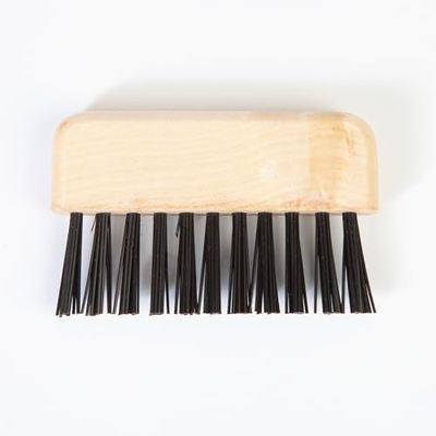 Wooden Hair Brush Cleaner Tool - Nylon Bristle Hair Brush Cleaning Tool, Quick Cleaning Hairbrush for Salon Personal Use, Hairbrush Cleaner Made in Europe - Light Maple Wood Handle