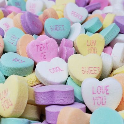Candy Retailer Valentin&#39;s Day Conversation Heart Candies (2 Lb, Small)
