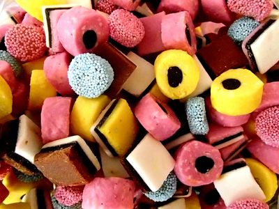 Gustaf&#39;s Premium Licorice Allsorts 1 Pound (16 OZ)