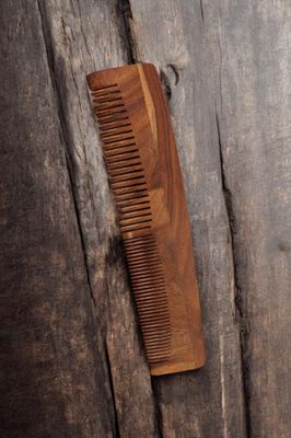 WHISKWOOD Indian Rosewood Full Length Wooden Comb Shhesham Wood Comb for Hair Growth, Curly Hair, 8 x 2 inches For Men And Women Suitable for All Hair Types