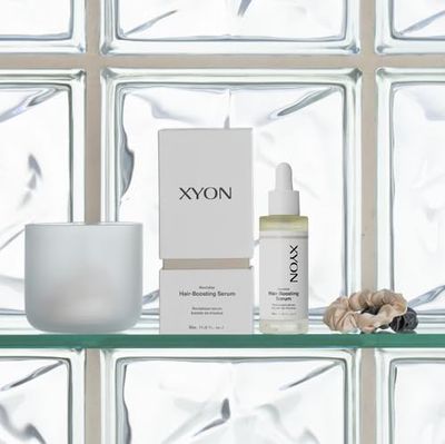 XYON Revitalize Hair-Boosting Serum Women's Boost Thickness and Density 2 in 1 Biphasic Formula Stimulates the Scalp Regrow Your Confidence Positive Impact on Hair Loss Potent Ingredients