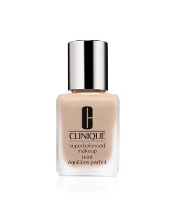Clinique Superbalanced Oil Free Liquid Foundation Makeup For Dry to Oily Skin Types Hydrating Moisturizing, Cream Chamois, 1 Fl Oz