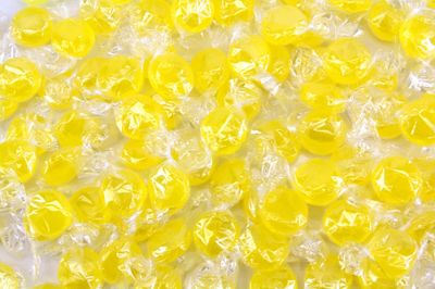 Planet Sweets Premium Sugar Free Lemon Hard Candy Buttons - 8 Ounce - Individually Wrapped Discs