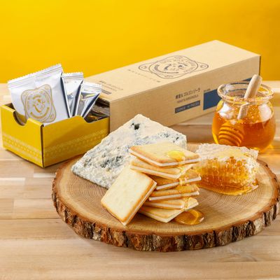 Honey &amp; Gorgonzola Cookies 10pieces -Japan Import-