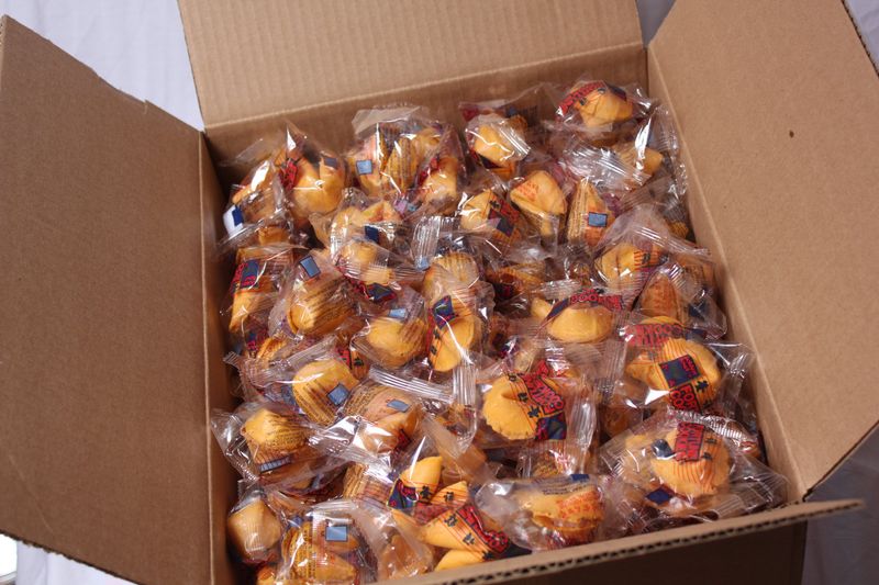 Fortune Cookies Fresh Single Wrap 400 Pcs 1 BoxAt D&amp;J Asian Market
