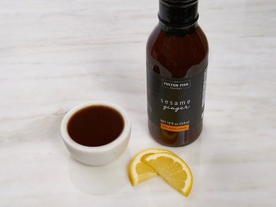 Fulton Fish Market Sesame Ginger Marinade - Asian Inspired Sauce and Salad Dressing - Great for Salmon, Tuna, Shellfish, Chicken, and Salad - 12fl oz