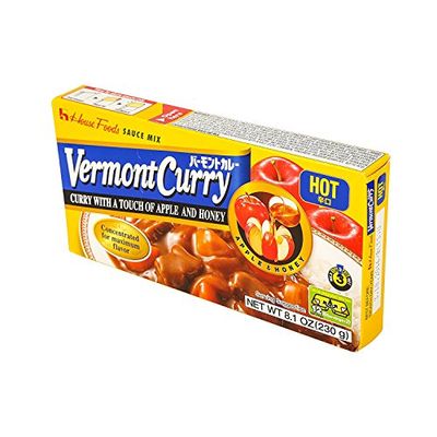 House Foods Vermont Curry, Curry with Touch of a Apple and Honey Hot, 8.1 oz 230g x 2 Pack