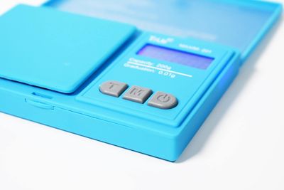 True 42 Maxim 201 Special Edition 200gx0.01g Precision Gram Scale for JewelryFoodMedicine Pocket Scale, Paisley 200g 0.01g Cookies Blue