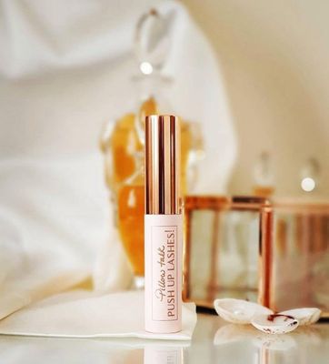 Charlotte&#39;s Pillow Talk Push UP Lashes! Mascara Super Black 10 ML