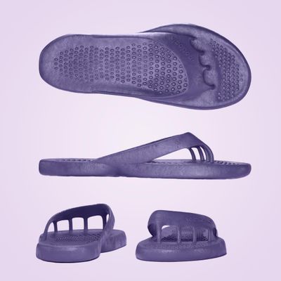 Comfeeze by Footlogix - Recovery Sandals for Women, Toe Separators, Pedicure Slippers with Toe Separator, Arch and Heel Support - 9.0 US EU 39,Purple