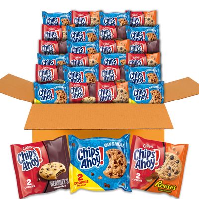 CHIPS AHOY! Cookies Variety Pack, Original Chocolate Chip, Chewy Chocolate Chip with Reese&#39;s Peanut Butter Cups &amp; Chewy Hershey&#39;s Fudge Filled Soft Cookies, 50 Snack Packs
