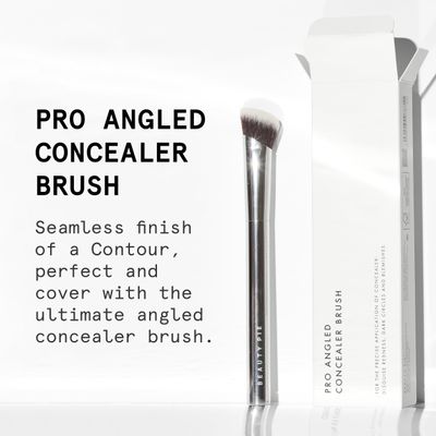 Beauty Pie Pro Angled Concealer Brush, Contour, perfect and cover with the ultimate angled concealer brush, From one of the world's leading labs, Professional luxury quality, Vegan.