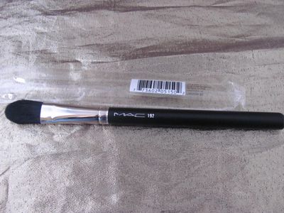 MAC CheekFace Brush 192, Nip