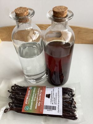 2oz Madagascar Organic Vanilla Beans Extract Exclusive Grade B. Certified USDA Organic Weight - 2 Ounces 18 Lb by FITNCLEAN VANILLA Bulk Dry Whole NON-GMO Pods