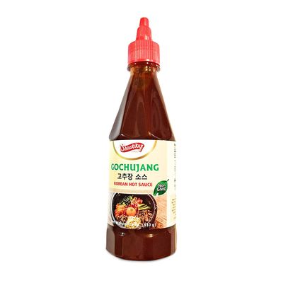 Shirakiku Gochujang Hot Sauce Korean Non-GMO With Soybean, Tapioca Syrup Base and Salt Perfect for Authentic Asian Cuisine Convenient Squeezable Bottle with Twist Cap 18 oz