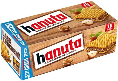 Ferrero Hanuta Wafers Filled with Hazelnut Cream 10 Pcs Box
