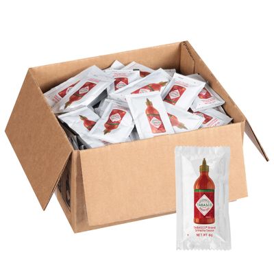 TABASCO Brand Sriracha Sauce, Medium Hot Sauce, Single-Serve Hot Sauce Packets, Thai-Style with Louisiana Twist, Rich Flavor, On-The-Go, Great on Stir-Fry, Teriyaki, &amp; More, 0.2 Oz Pack of 200