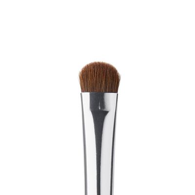 e.l.f. Eyeshadow Brush, Vegan Makeup Tool, For Precision Application and Flawless Blending, Contouring &amp; Defining