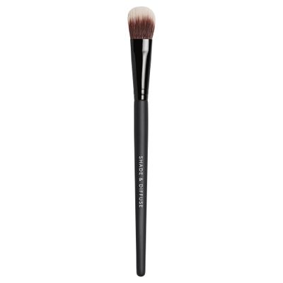 bareMinerals Shade Diffuse Eye Brush, Makeup Brush for Eyeshadow, Concealer or Highlighter Application, Synthetic Dual-Fiber, Vegan