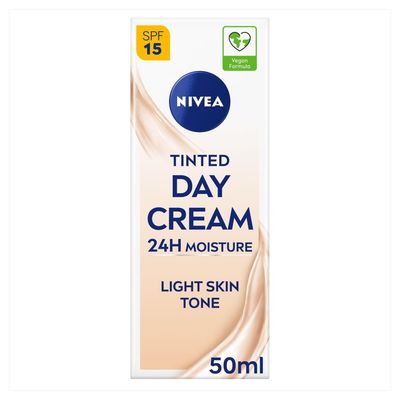 Nivea Visage Daily Essentials Tinted Moisturising Day Cream Natural SPF 15 50ml