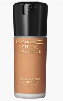 MAC Studio Radiance Serum Powered Foundation NW45