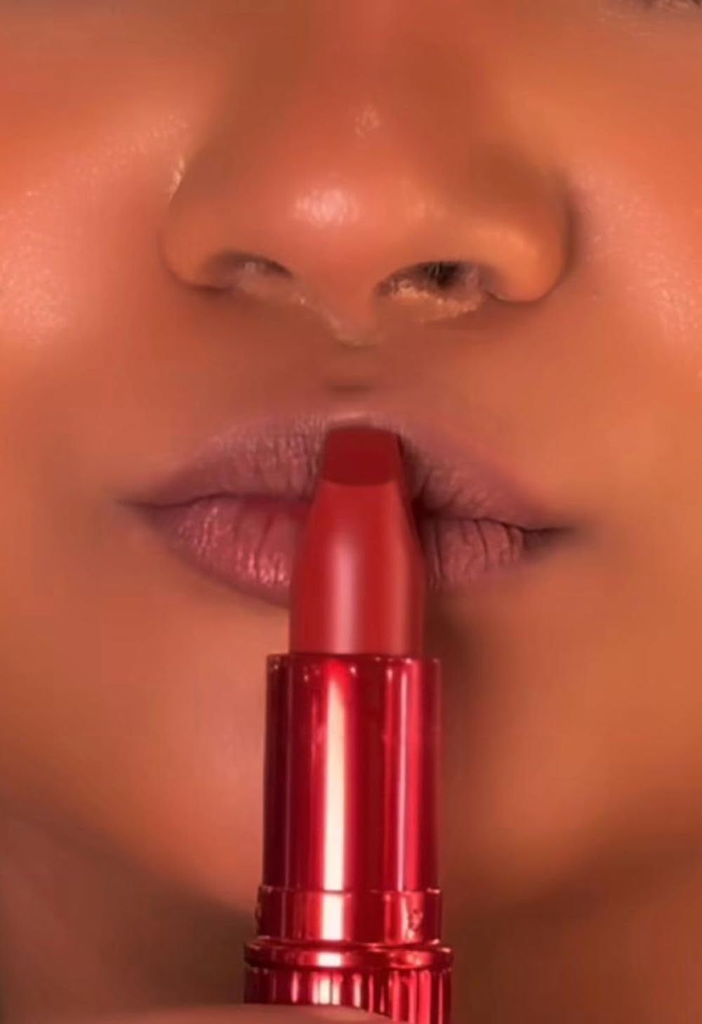 CHARLOTTE&#39;S NEW! HOLLYWOOD BEAUTY ICON LIPSTICK MATTE REVOLUTION - MARK OF A KISS
