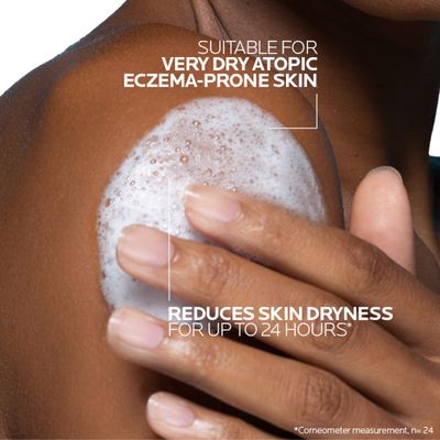 La Roche-Posay Lipikar AP Gentle Foaming Cleansing Oil, Gentle Oil Cleanser for Face and Body Formulated with Niacinamide, Long-Lasting 24-hour Hydration, Fragrance-Free &amp; Soap Free