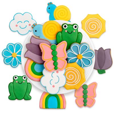 Deliana&#39;s Bakery - Spring Hand-Decorated Sugar Cookies 16 Ct - Vanilla Flavor - Individually Wrapped - Spring Cookies - Spring Snacks - Spring Party Favors - Perfect for Easter Basket