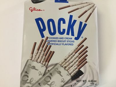 Glico Pocky Chocolate 9 Packs Japanese Snack Party Pack -- Cookies and Cream Flavor