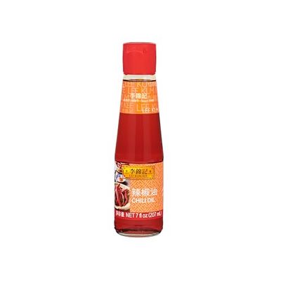 Lee Kum Kee Chili Oil 7 oz - 1 Pack, Crafted from Dried Chili Peppers and Soybean Oil, Spicy, Perfect for Dipping, Cold Dishes, Sichuan and Hunan Dishes