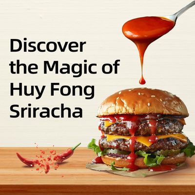 The Original Huy Fong Sriracha, 17 OZ Hot Chili Sriracha, 17 Onuce Spicy Flavor Hot Sauce WChili Pepper, Pack of 3