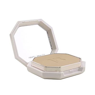 Fenty Beauty by Rihanna Pro Filtr Soft Matte Longwear Powder Foundation 210