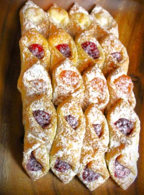 KOLACZKI EUROPEAN COOKIES - 3 PACK 16 COUNT EACH 4 FLAVORS - STRAWBERRY, RASPBERRY, APRICOT, AND CREAM CHEESE
