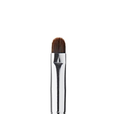 e.l.f. Essentials Small Concealer Brush, Makeup Brush Masks Imperfections &amp; Covers Blemishes For A Flawless Look, Vegan &amp; Cruelty-Free