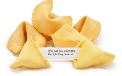 Soeos Fortune Cookies, Fortune Cookies Individually Wrapped Bulk, Approx 50 Cookies, Individually Packed Crisp Cookies with Fun, Traditional Chinese New Year Fortune Cookie, 8 Ounce 1 Pack