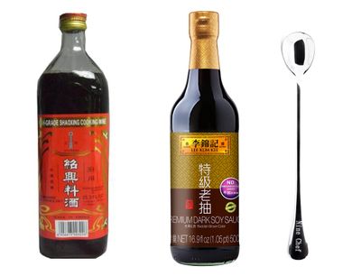 Lee Kum Kee Premium Dark Soy Sauce, 16.9-Ounce Shaohsing Rice Cooking Wine 750ml One NineChef Spoon
