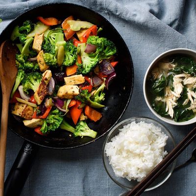 Glicks Gluten Free &amp; Soy Free Soy Sauce 10oz Perfect for Sushi, Ramen, Stir Fry, Dipping and Marinating Kosher for Passover