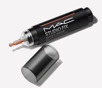 MAC STUDIO FIX EVERY WEAR ALL OVER FACE PEN NC41 Medium beige with neutral golden undertone