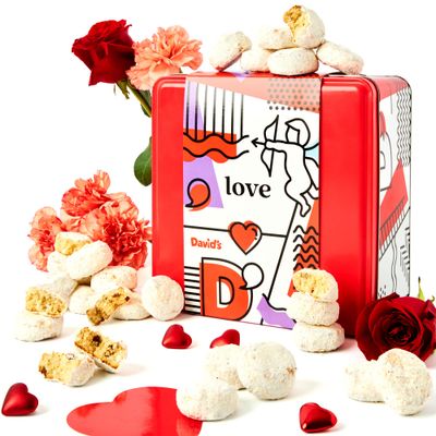 Davids Cookies Butter Pecan Meltaways Flavored Cookies With Crunchy Pecans In A Beautiful Love Tin Gift Box 2Lbs - Deliciously Soft &amp; Melt In Your Mouth Cookies - Gourmet Cookies Gift for Valentine&#39;s