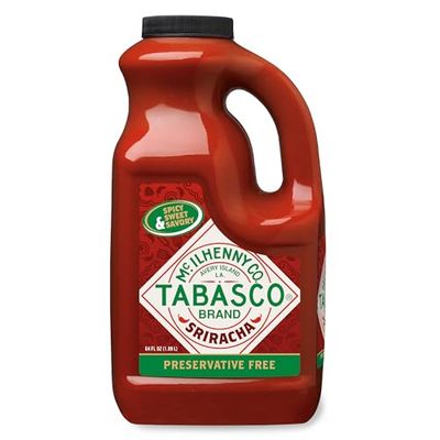 TABASCO Brand Sriracha Hot Sauce, Medium Heat, Bulk Plastic Jug, Thai-Style with Louisiana Twist, Rich &amp; Bold, Perfect for Large Recipes, Great on Stir-Fry, Teriyaki, &amp; More, 64 Fl Oz Pack of 1