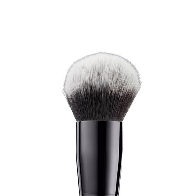 e.l.f. Buffing Foundation Brush, Tapered Makeup Brush For A Seamless-Looking Finish &amp; Even Coverage, Vegan &amp; Cruelty-Free