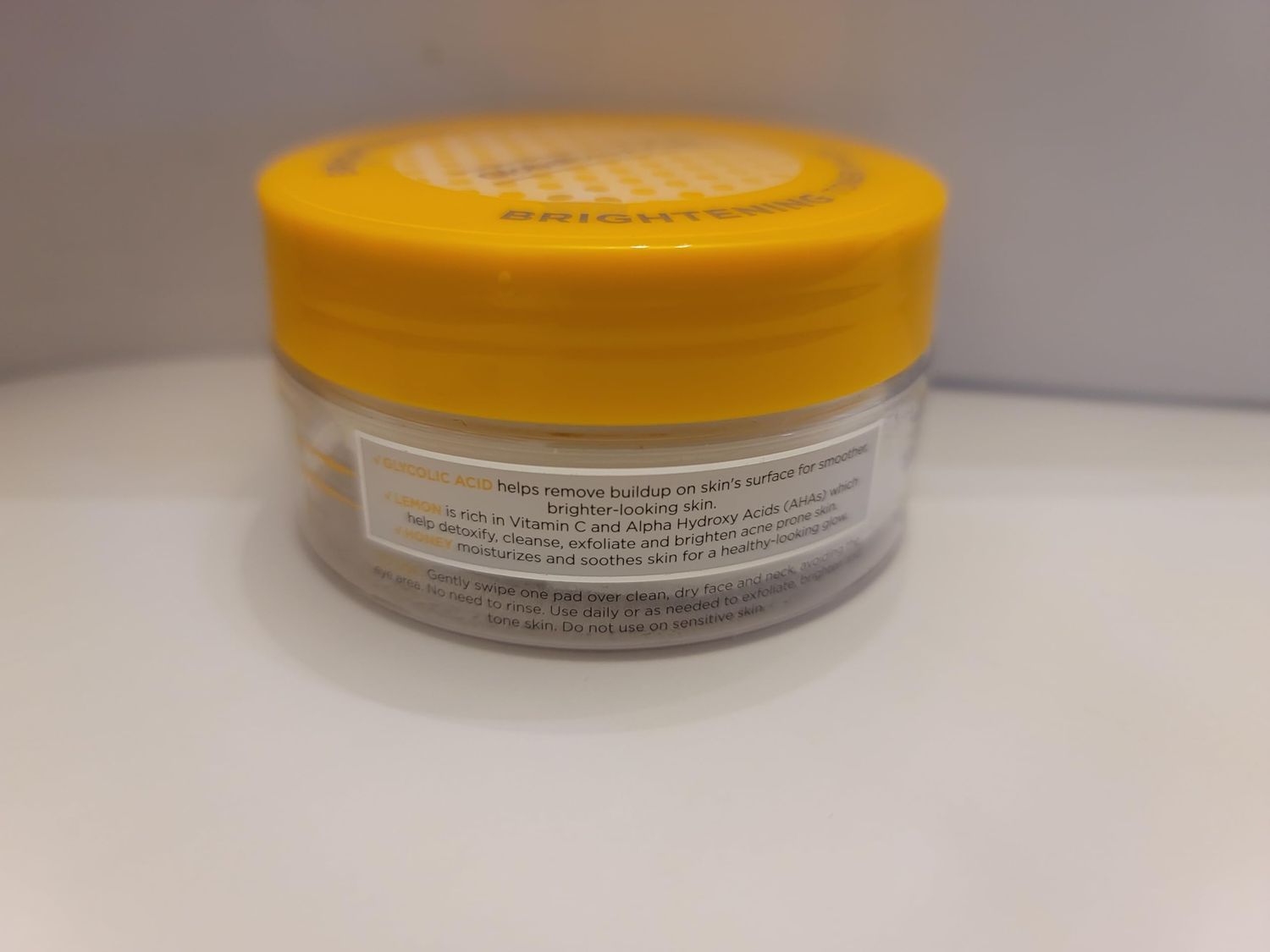 Glycolic Acid Pads, Helps Remove Buildup, Brighter Skin, with Vitamin C and Alpha Hydroxy Acids