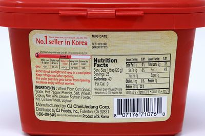 CJ Haechandle Gochujang - Hot Pepper Paste, Korean Traditional Fermented Jang, Made with Red Hot Chili Peppers, Sweet & Spicy Flavor, 1.1 Lb Pack of 1