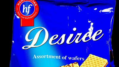 Hans Freitag Desiree Assortment of Wafers Gourmet Cookie Snacks Imported from Germany 2 Pack x 14 oz 400 g each