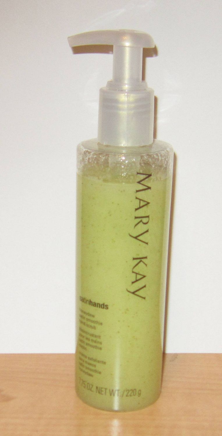 Mary Kay Satin Hands Smoothie Hand Scrub Honeydew 7.75 Oz