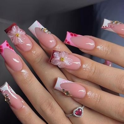 French Tip Press on Nails Long Square Fake Nails Press ons False Nails Red Acrylic Nails Press on Flowers Artificial Nails With Designs Stick on Nails for Women 24pcs