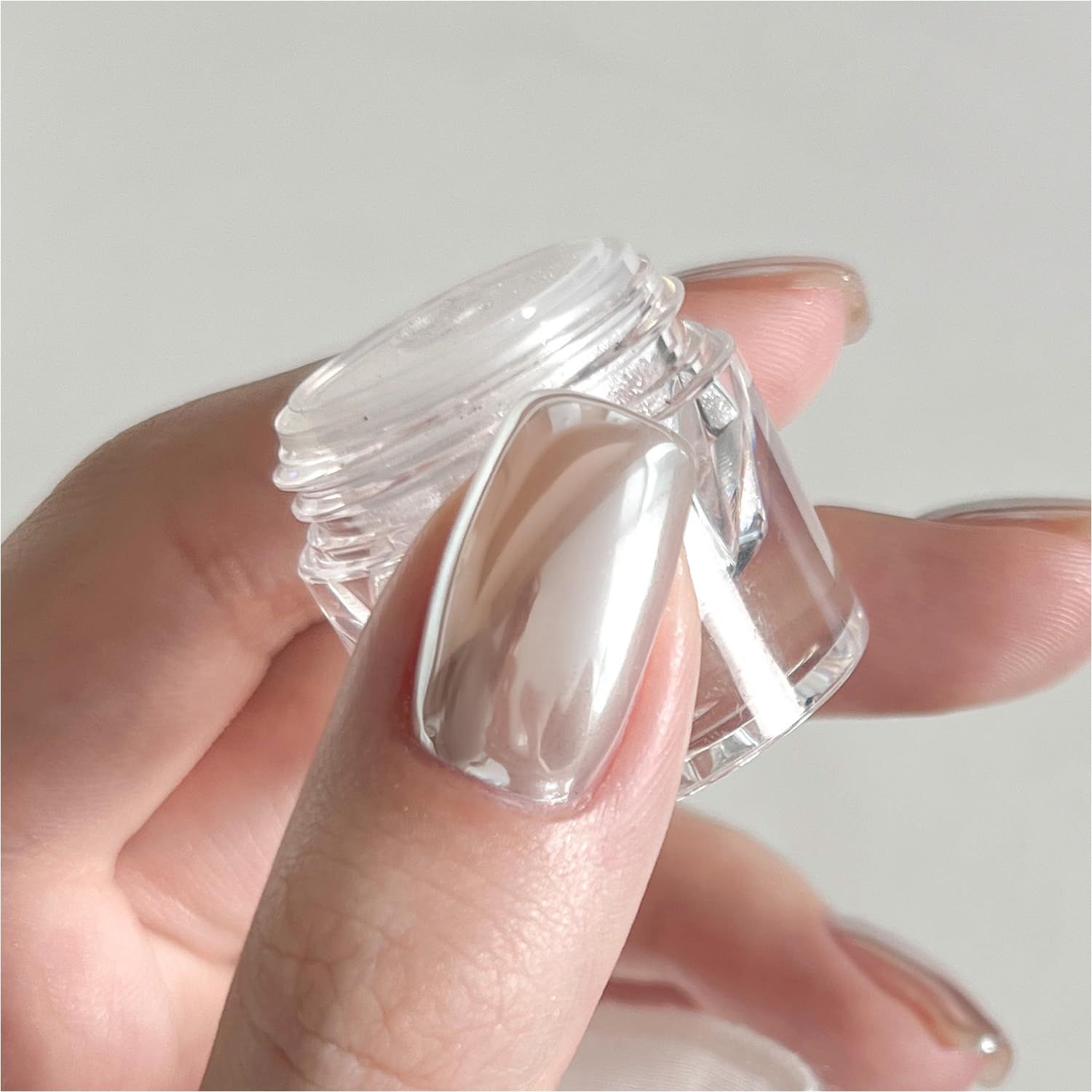 GAOY Chrome Nail Powder, Mirror Effect Pearl Shimmer Glitter Pigment Mermaid Aurora Nail Art Decorations, Sky Mirror