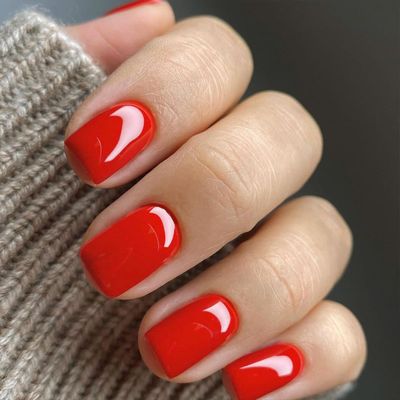 Red Press on Nails Short Square Fake Nails Press ons False Nails with Designs Solid Colour Acrylic Glossy Full Cover Glue on Nails Press ons Cute Artificial Stick on Nails for Women Decorations 24 Pcs