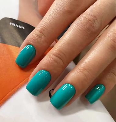 KKUUOO Square Press on Nails Short Fake Cyan False with Solid Color Design Full Cover Acrylic Glossy Glue Cute Stick for Women and Girls DIY Manicure 24Pcs